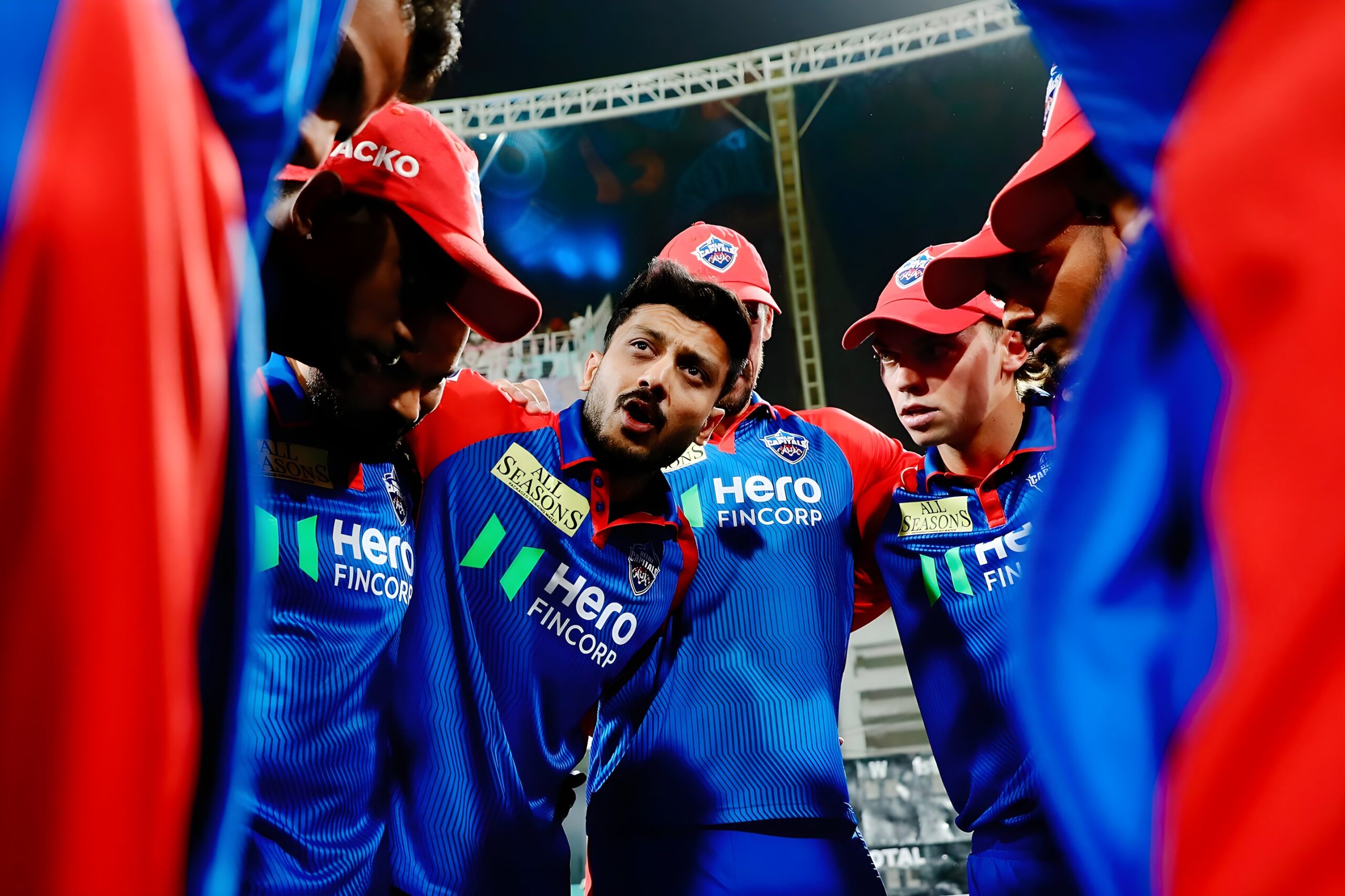 The all-rounder expresses heartfelt dedication to his IPL team with a passionate message.