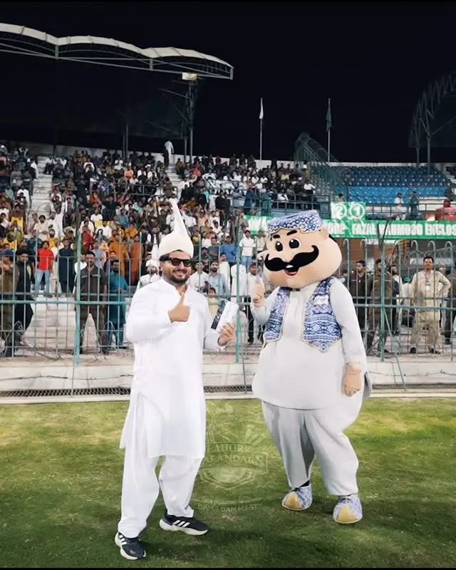 Basheera Steals Hearts In Multan Despite Lahore Qalandars’ Loss Basheera Steals Hearts In Multan Despite Lahore Qalandars' Loss
