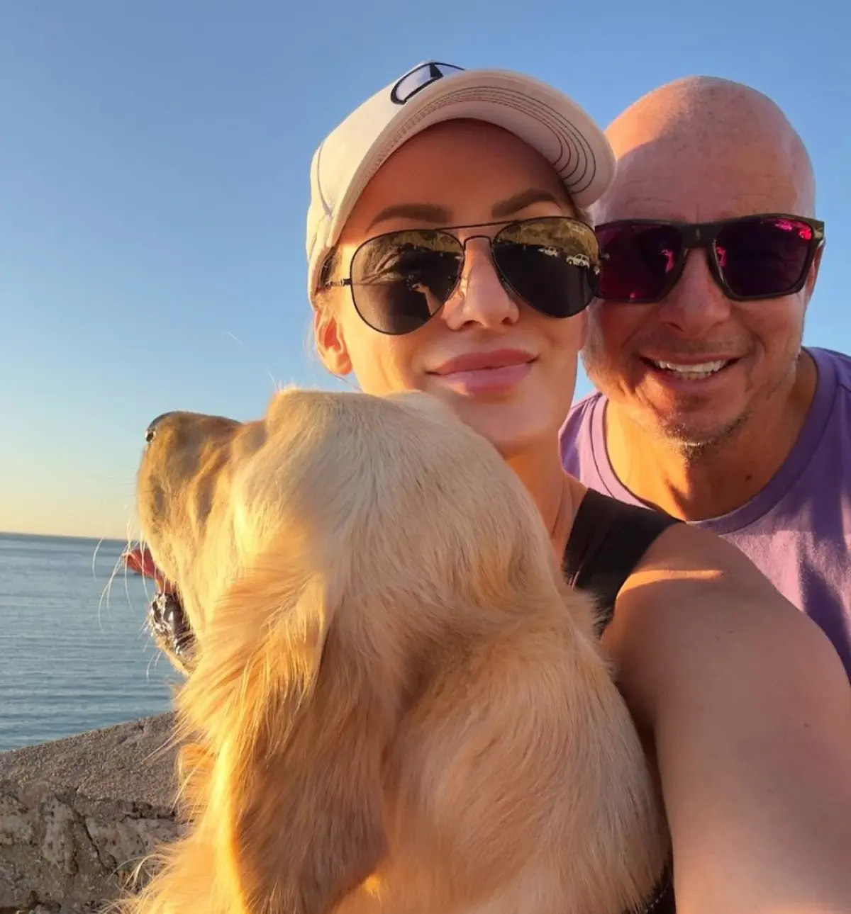 Former South African batsman enjoys coastal getaway at scenic Cape Town spot