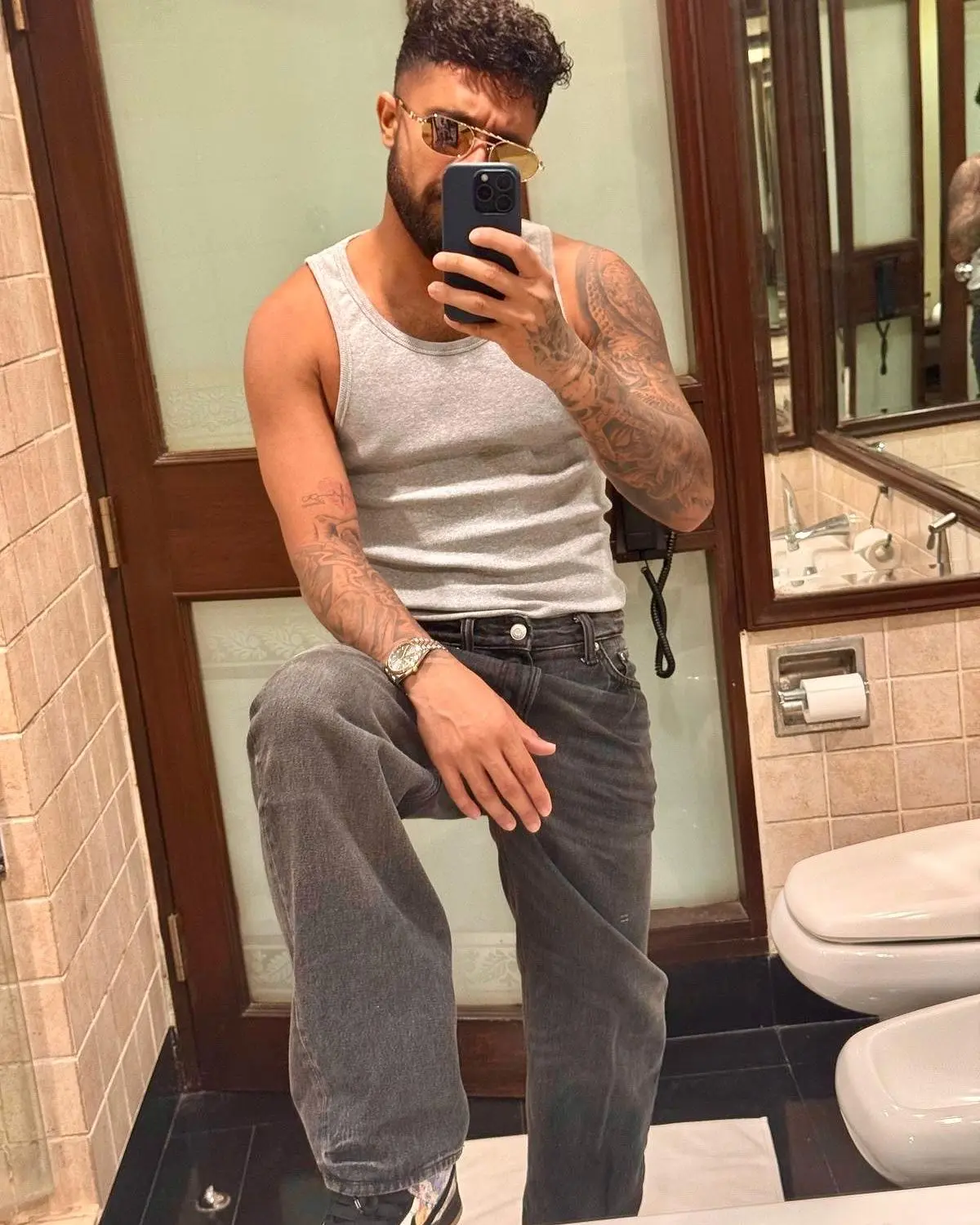 Sri Lankan cricket sensation shares mysterious message with fans.