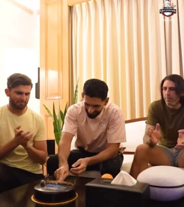 Zimbabwe star receives messy surprise from teammates as PSL franchise shows their brotherhood