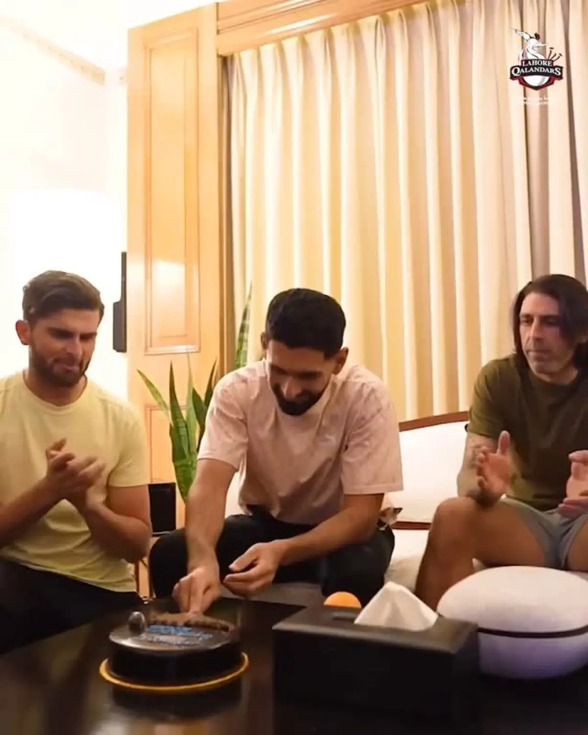 Zimbabwe star receives messy surprise from teammates as PSL franchise shows their brotherhood