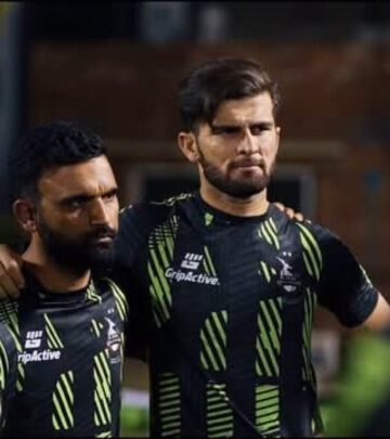 Lahore Qalandars Triumph Under Scorching Lahore Heat