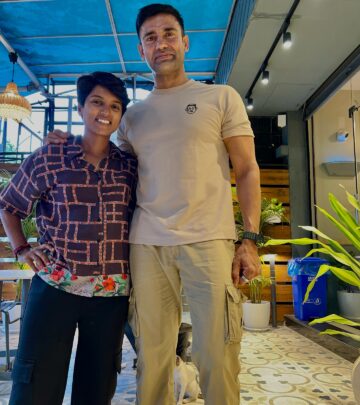 Poonam Raut Meets Wrestling Icon Sangram Singh