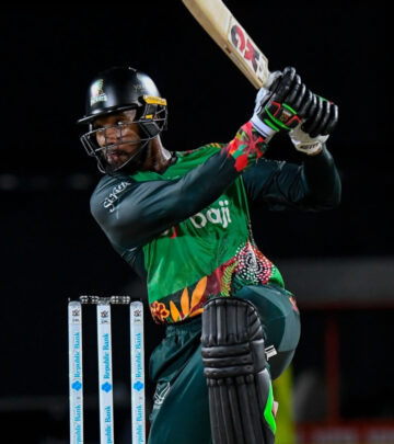 Caribbean cricket fans witness a spectacular hit as Louis delivers highlight-worthy power