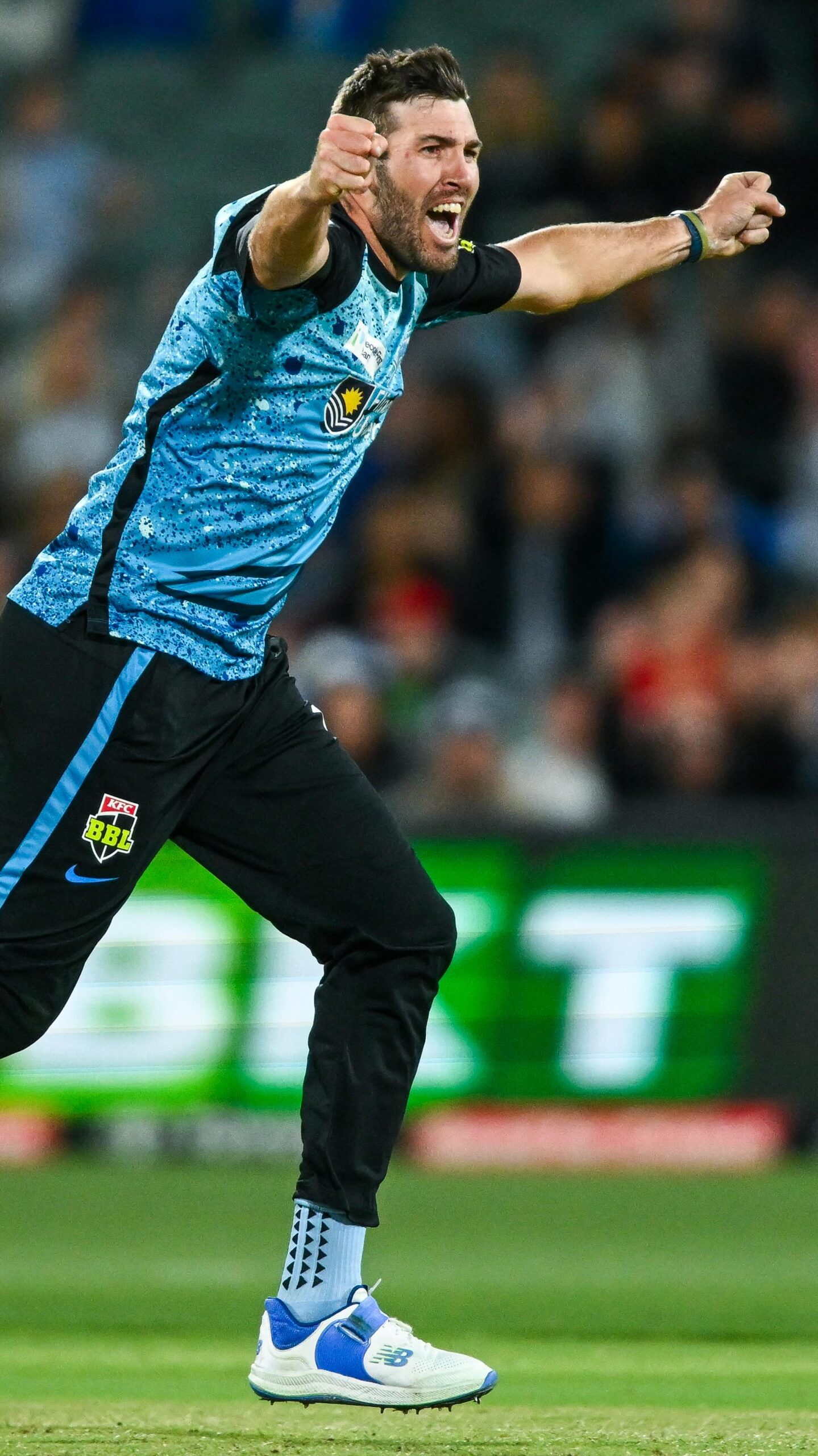 Sangha Calls Jamie Overton Back for BBL15 Draft At #BBL15, Jason Sangha selects Jamie Overton for a comeback, igniting big buzz with fans.