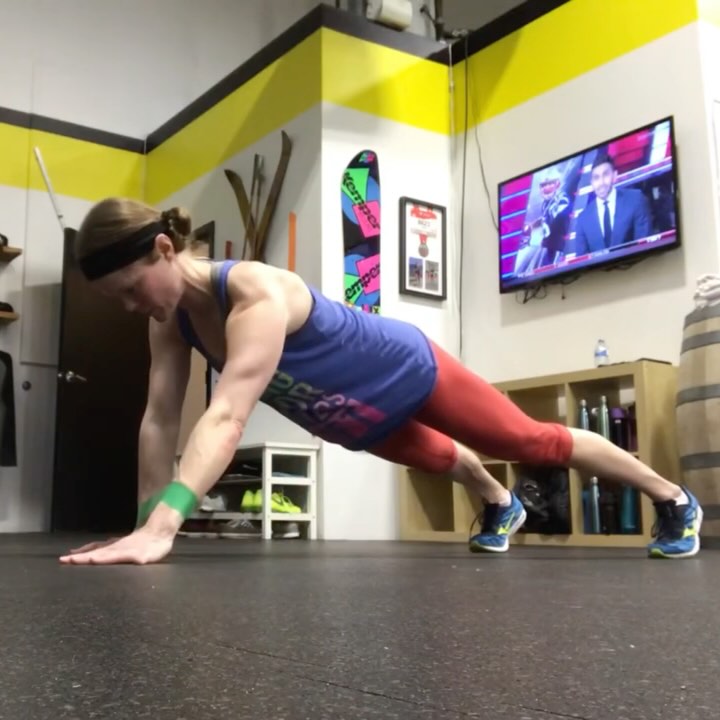 10 Innovative Core Exercises Beyond Crunches