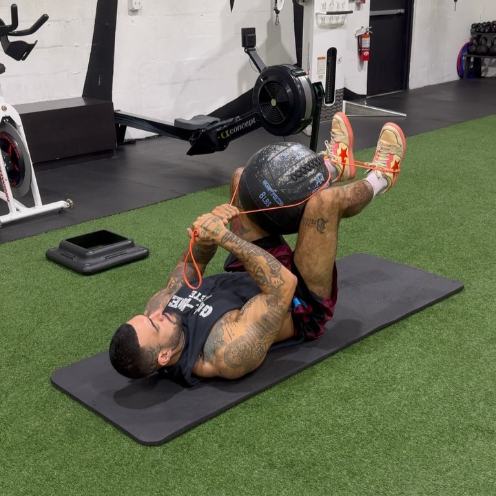 11 Essential SI Joint Exercises To Boost Hip Mobility