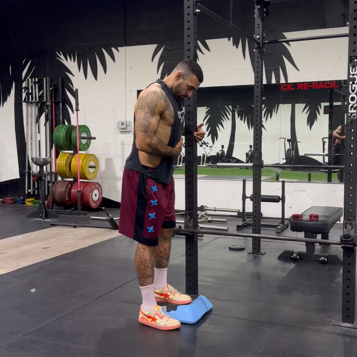 11 Essential SI Joint Exercises To Boost Hip Mobility