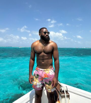 Aaron Jones Embraces Coastal Escape