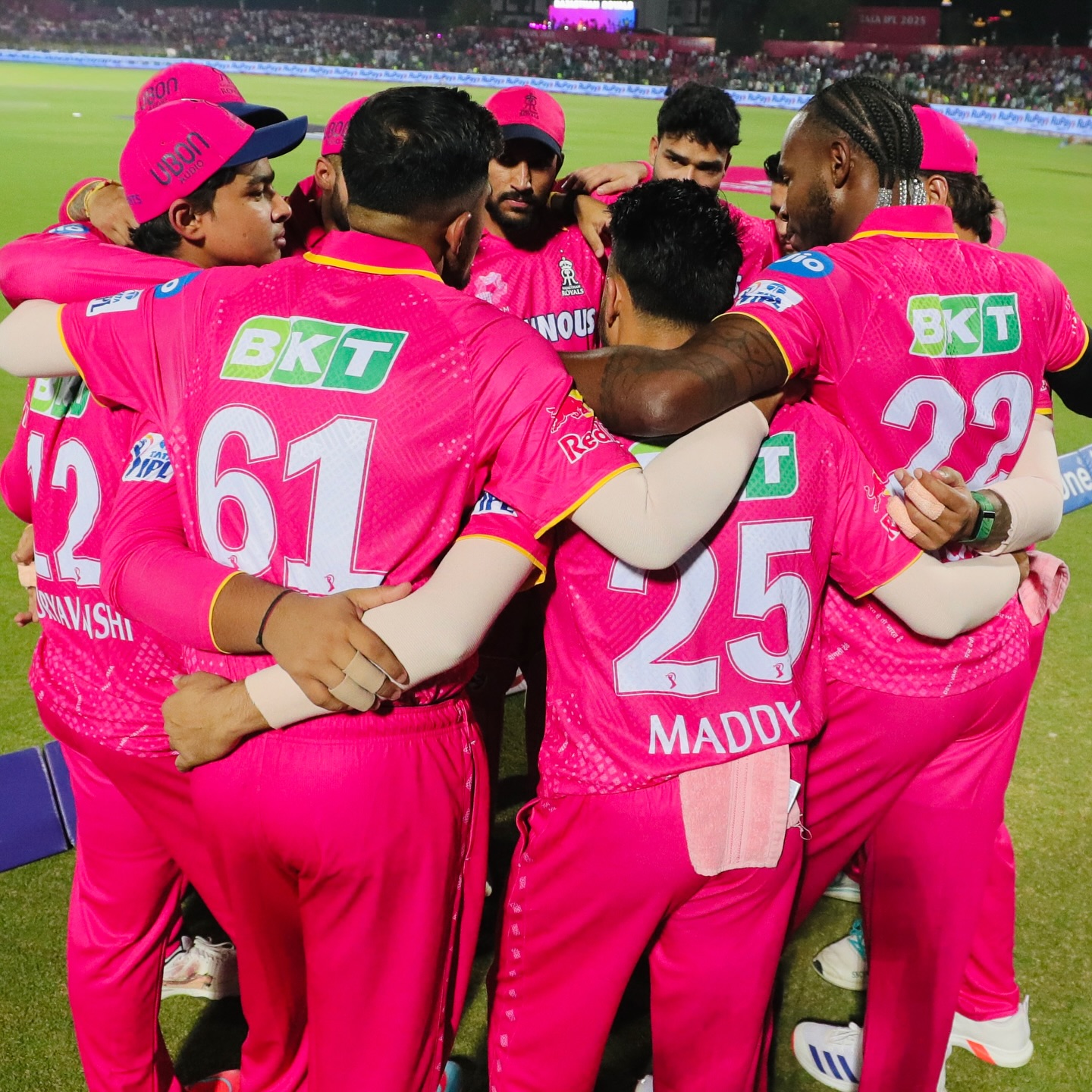Akash Madhwal’s Audacious Start in Pink: A Delivery to Remember