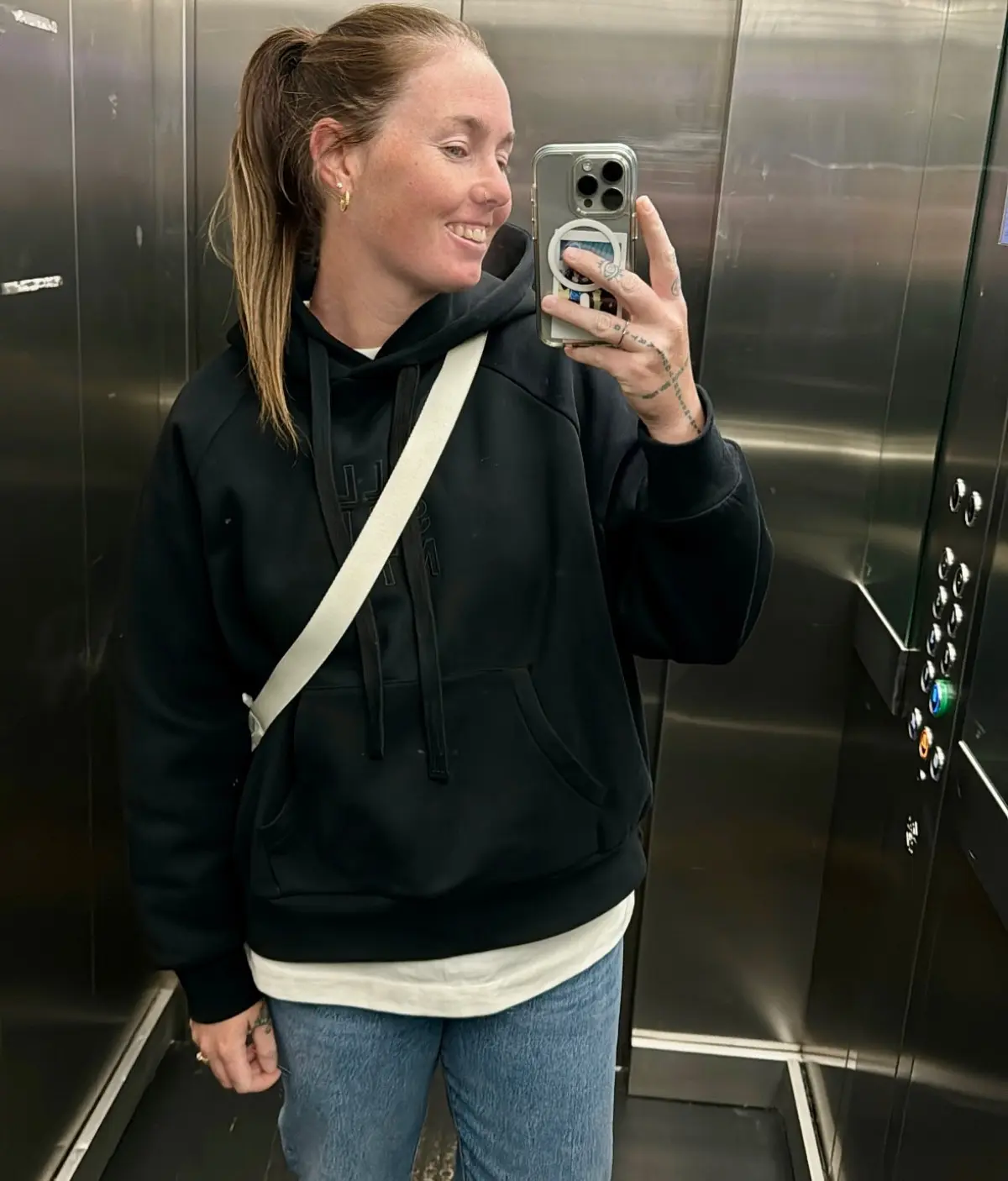 Amanda-Jade Wellington’s Recent Album Captures Cricket Moments Latest Instagram album reveals cricket moments with style and candid off-field scenes now!