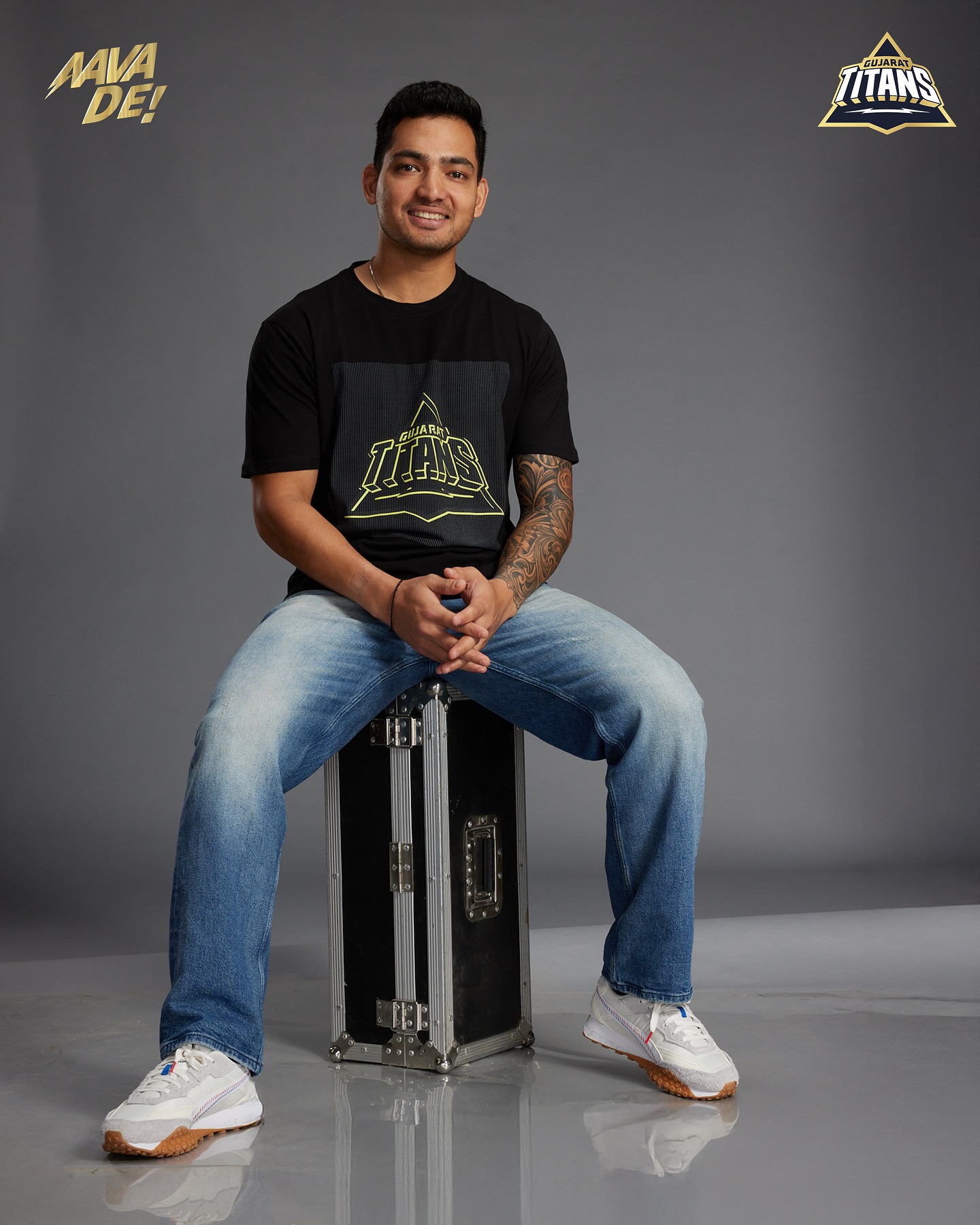 Anuj Brings Weekend Style With Titans Vibe