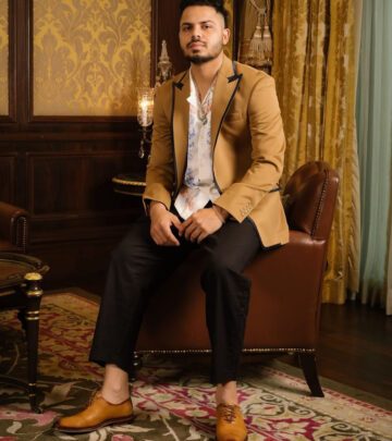 Celebrity cricketer redefines style with a post that shuns the ordinary.