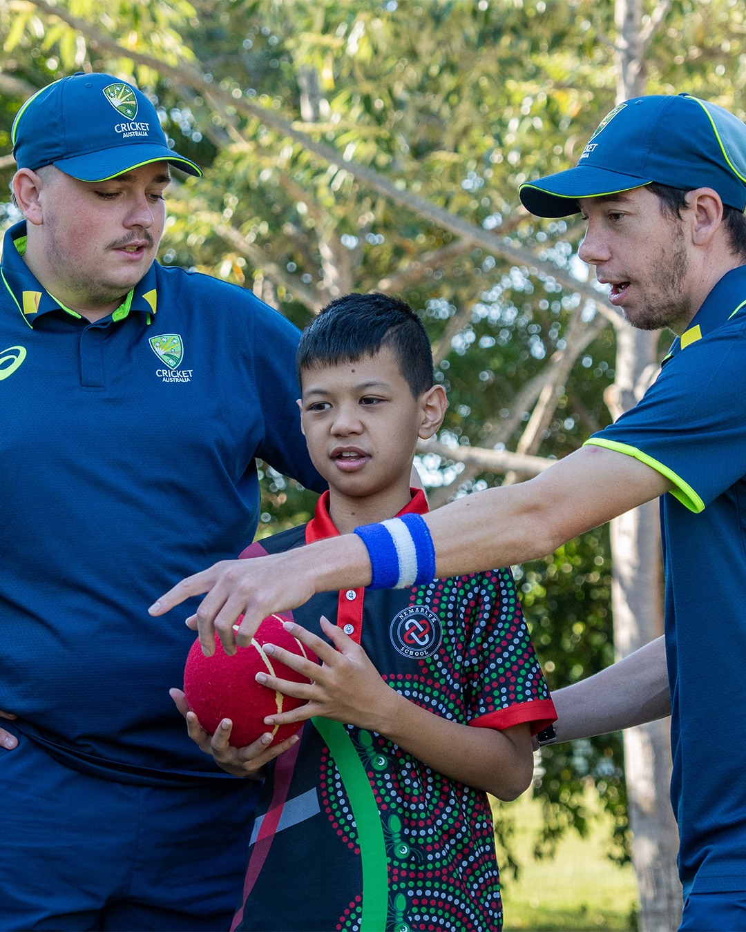 Australian Cricketers Inspire Next Generation in Darwin
