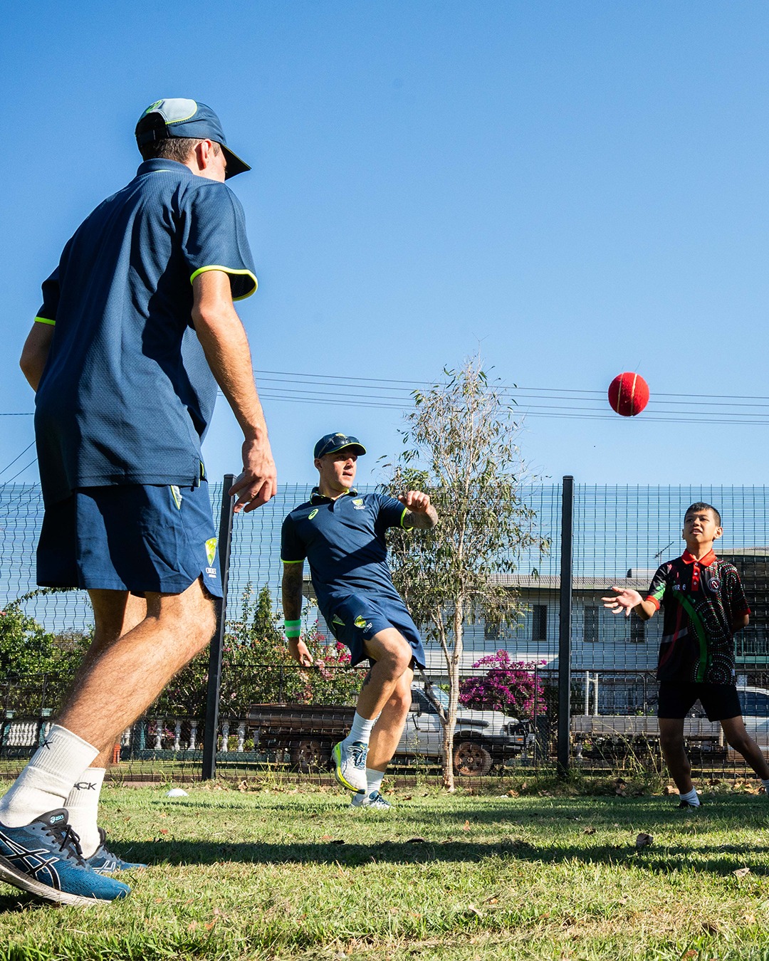 Australian Cricketers Inspire Next Generation in Darwin