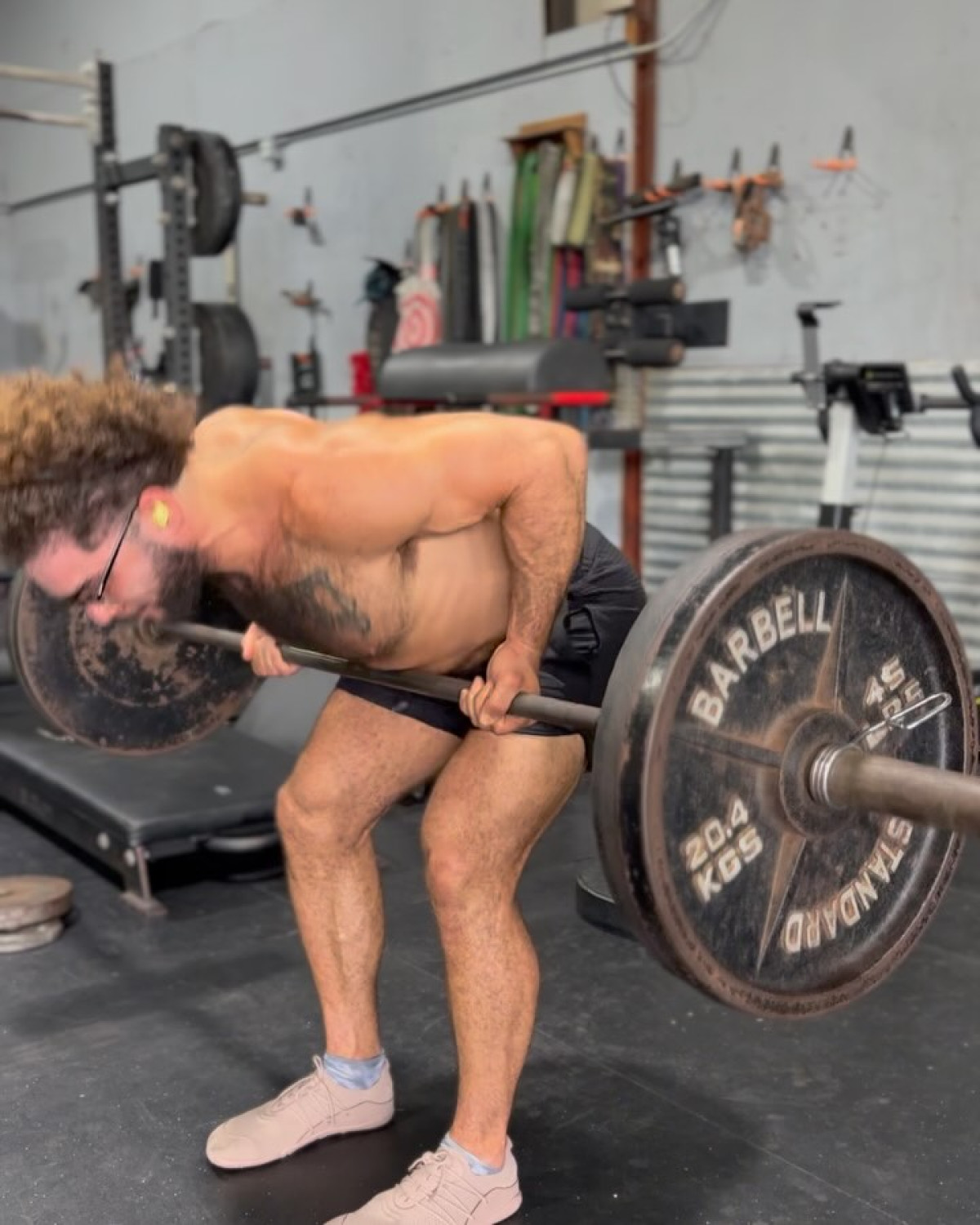 Back Day Workout: Dynamic Exercises For A Sculpted Back Rev up your routine with dynamic exercises for a strong and sculpted back – perform better.
