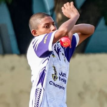 Bowlers Dominate In Mayor’s Cup Final