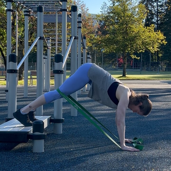 Build Strong Quads With 10 Dynamic Exercises