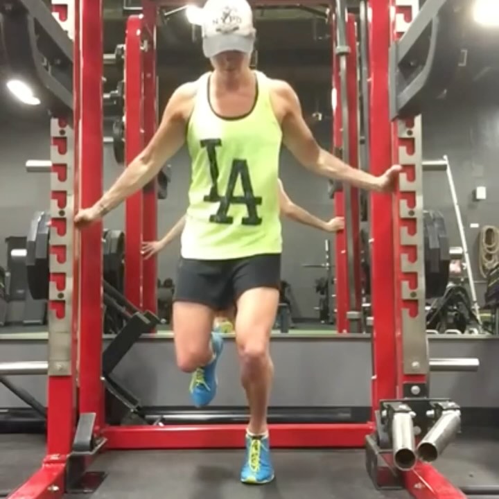 Build Strong Quads With 10 Essential Exercises
