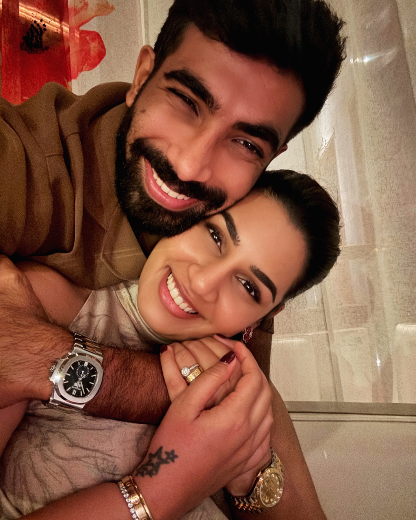 Bumrah Enjoys Family Sushi Outing Cricketer Jasprit Bumrah takes a rare moment off the field for a sushi outing with parents and smiles!