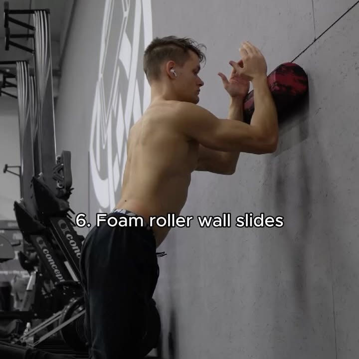 Chris Calisthenics Shares Six Must-Try Serratus Exercises