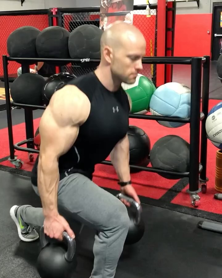 Compound Set Leg Workout Unleashes Muscle Growth
