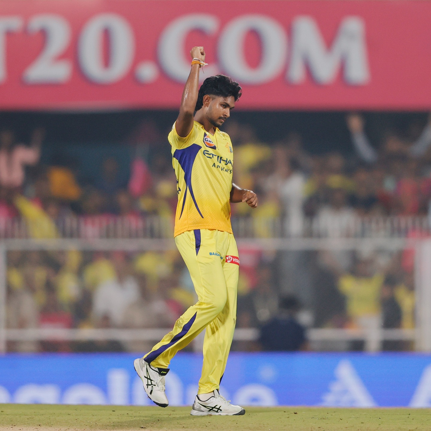 CSK And RR Ignite The Field In Fiery Clash