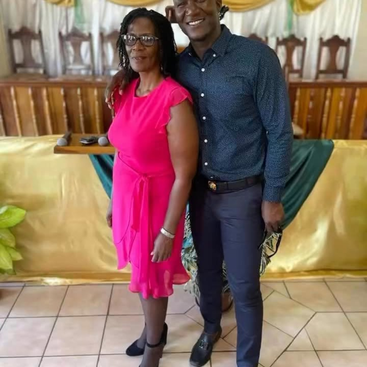 Daren Sammy Honors His Mother On Mother’s Day Cricketer Daren Sammy showcases heartfelt tribute to his hero, Clara, this Mother's Day!!!