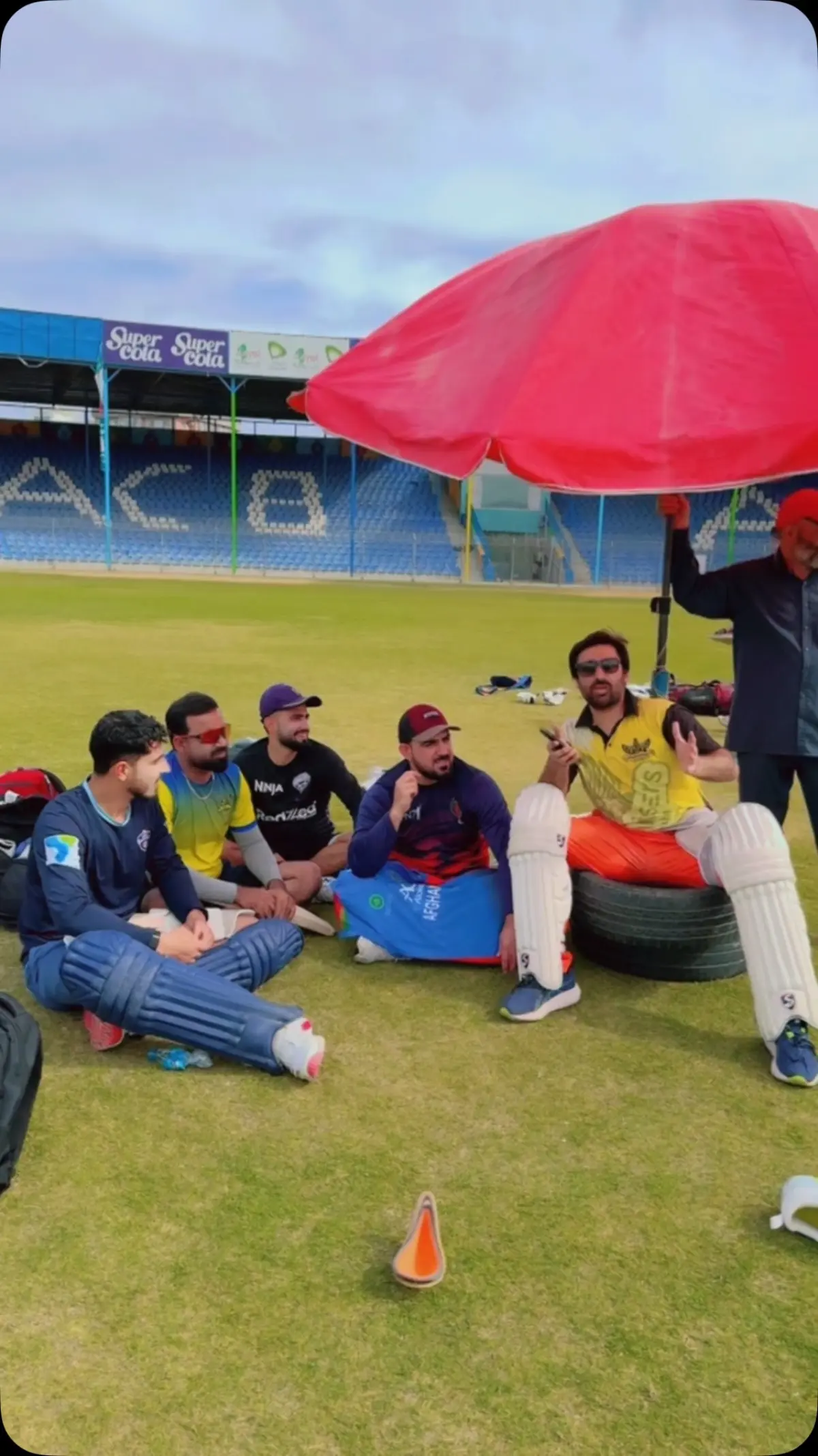 Afghan Cricket Star Enjoys Fantastic Reunion With Top Champions In Lively Kabul Stadium!!!