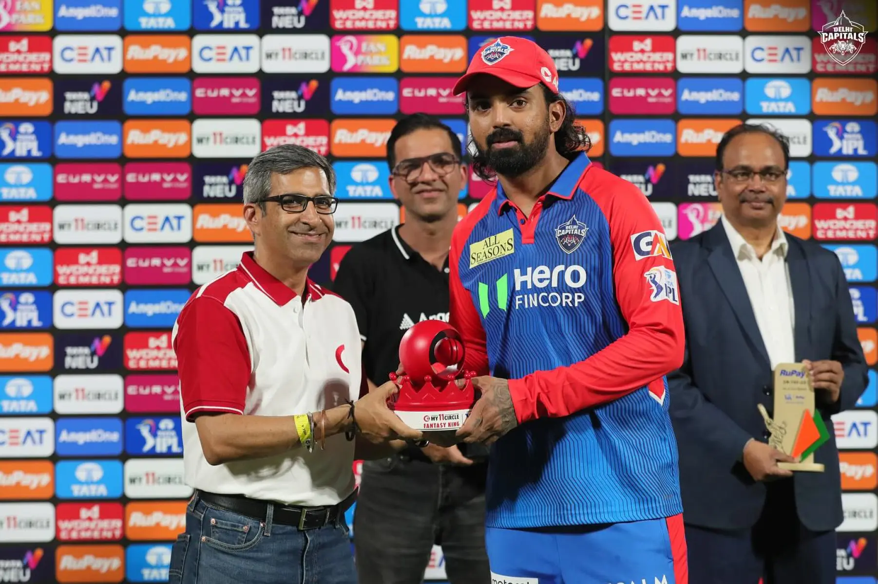DCvGT Awards Spotlight: Rahul & Stubbs Shine Delhi Capitals honor star performers KL Rahul, Tristan Stubbs in stellar DCvGT award push!