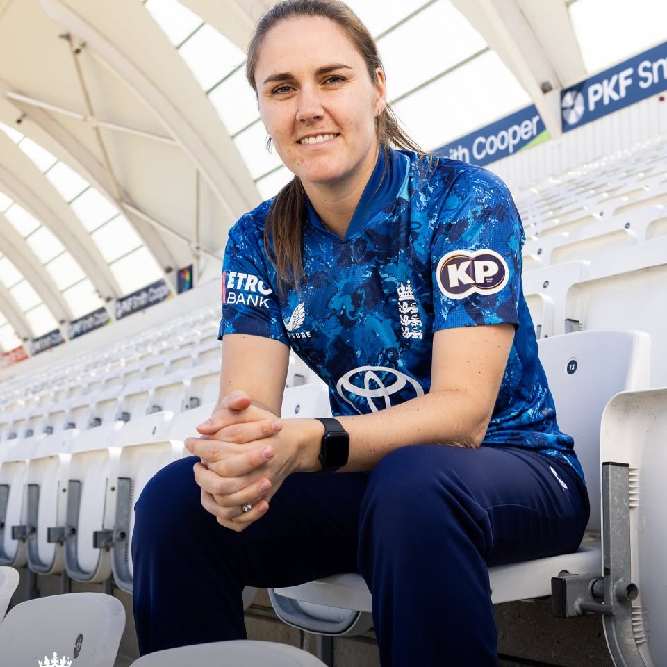 England Cricket Unveils New Captain And Kit