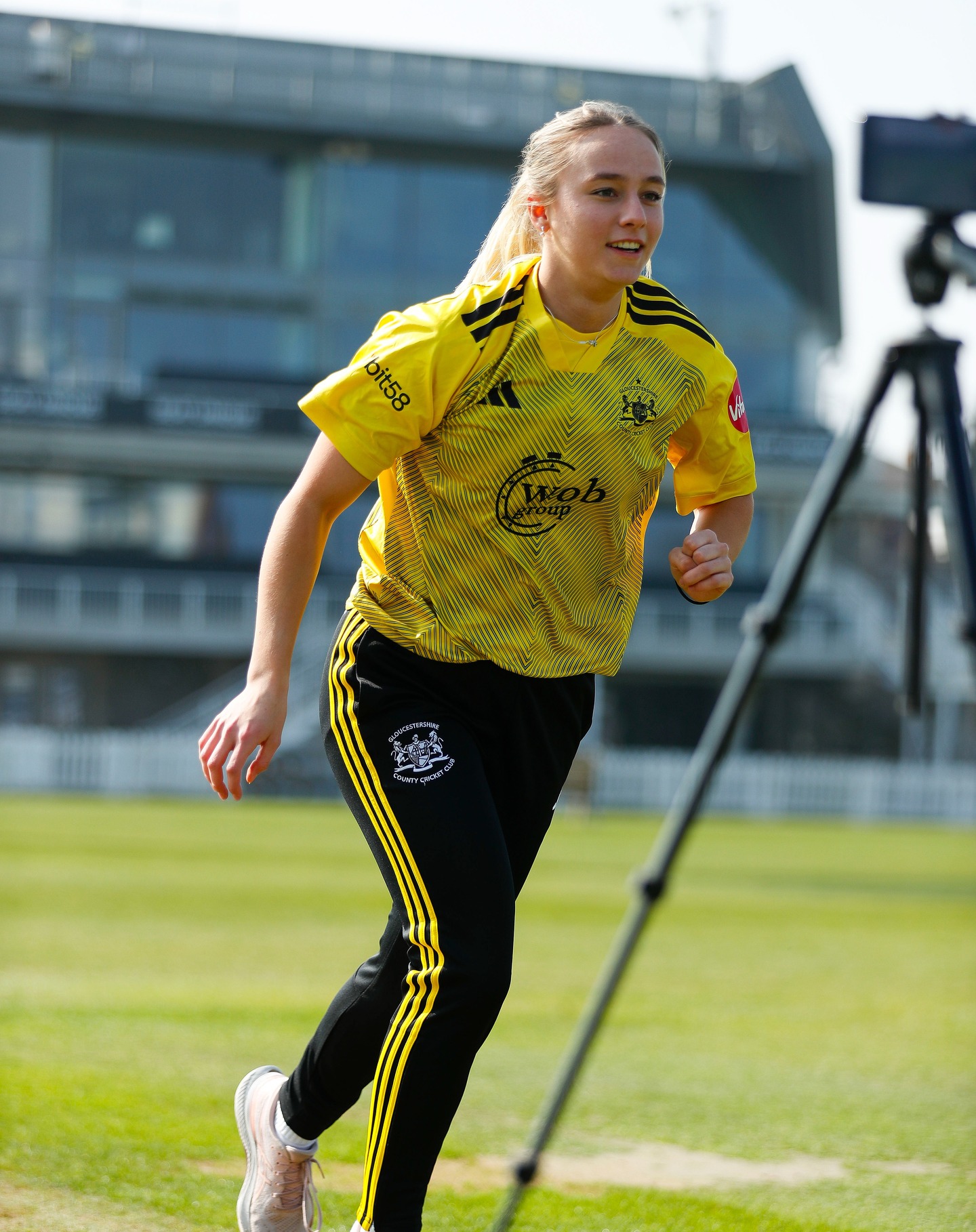 Face Gloucestershire’s Finest at Sixes Bristol