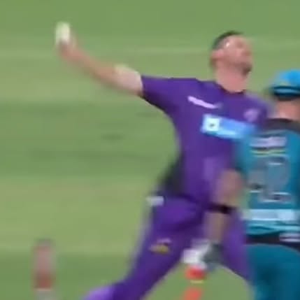 Fast Bowling Training Tips: Mastering The Delayed Arm Approach