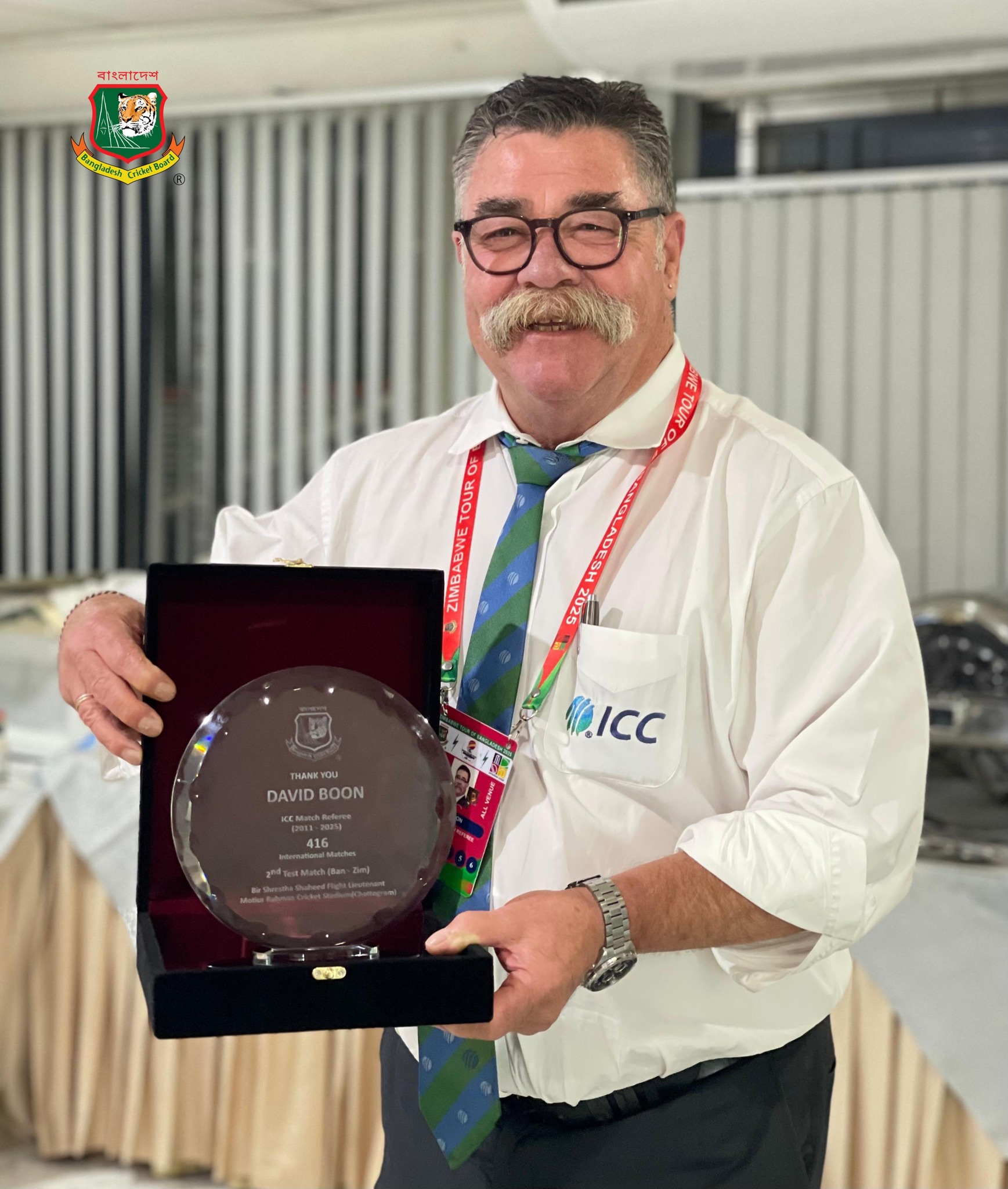 Final Farewell: Bangladesh Honors David Boon In recognition of his 14-year career, the Bangladesh Cricket Board pays tribute to Boon.!!