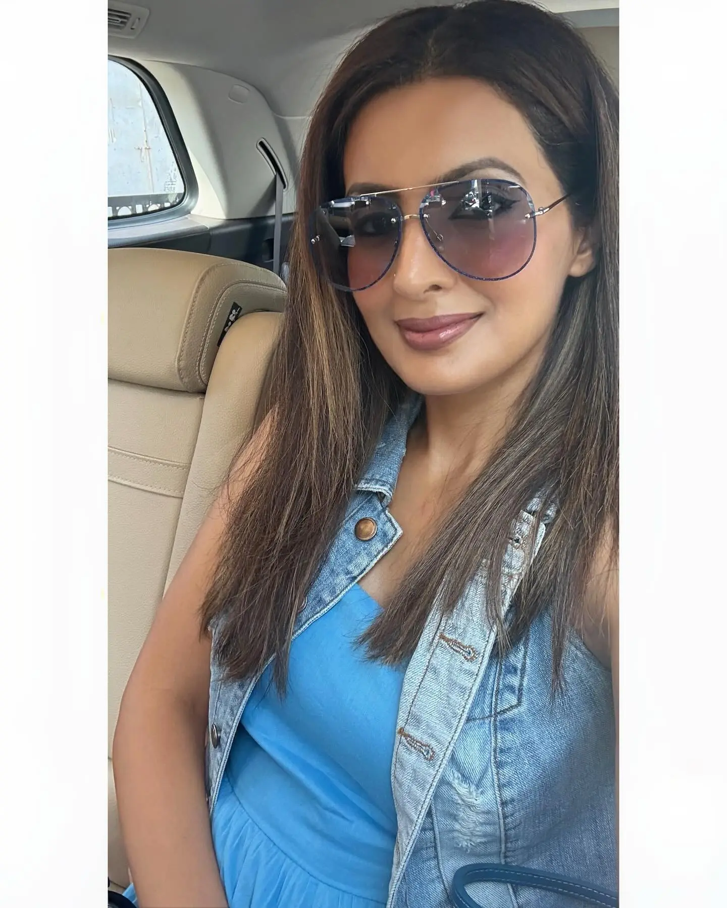 Veteran celebrity Geeta Basra captures a moody Monday with style and effortless flair!!!!!
