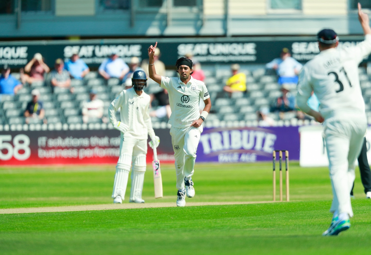 Gloucestershire Clinches Home Win On Day Four