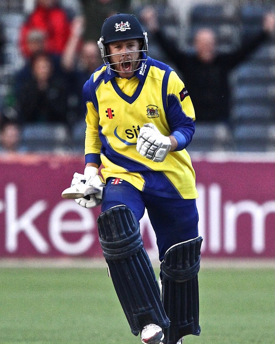 Gloucestershire Cricket Unveils T20 Home Shirts