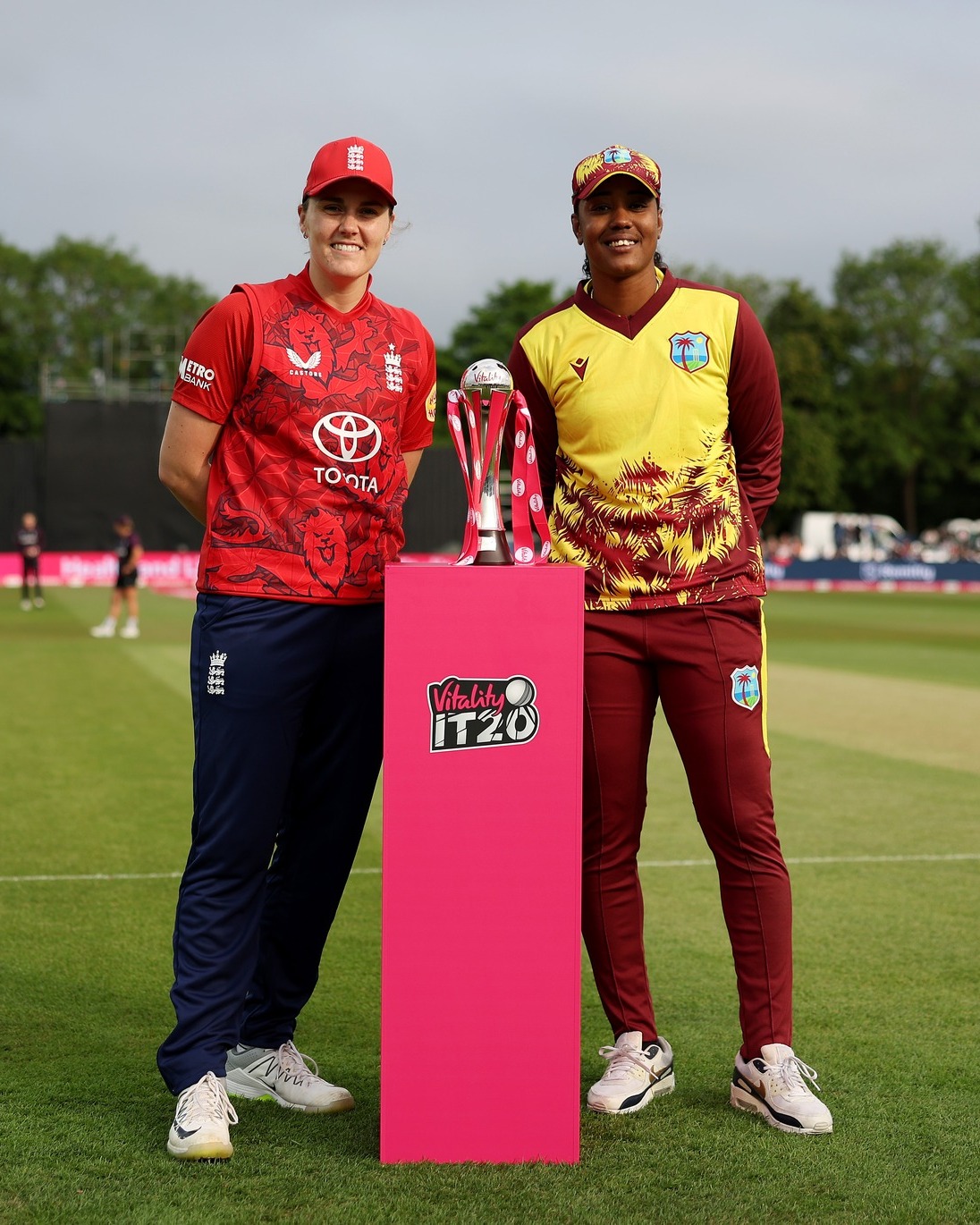 Hayley Matthews Century Lifts Team To 147 Chase