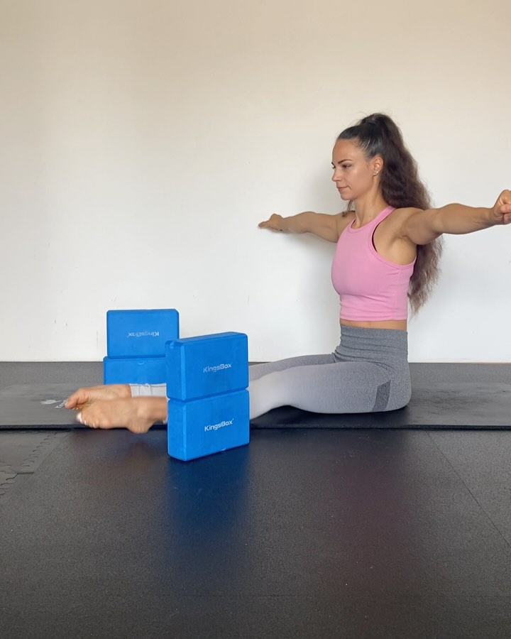 Hip Flexor Strength Boost With Split Flexibility Program