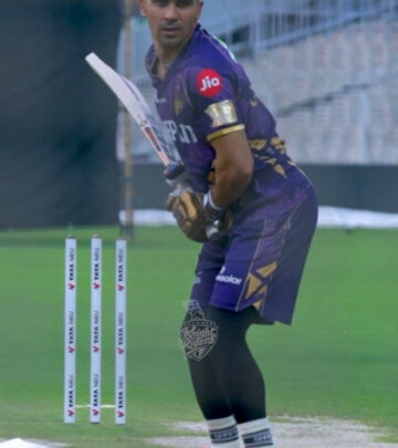 Kolkata Knight Riders set the tone as Jaanee’s bat sound becomes today’s cricket anthem!!!
