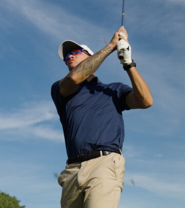 Cricketer turns golfer for a sunny day at Bonnie Doong with a passion for leisure sports!!