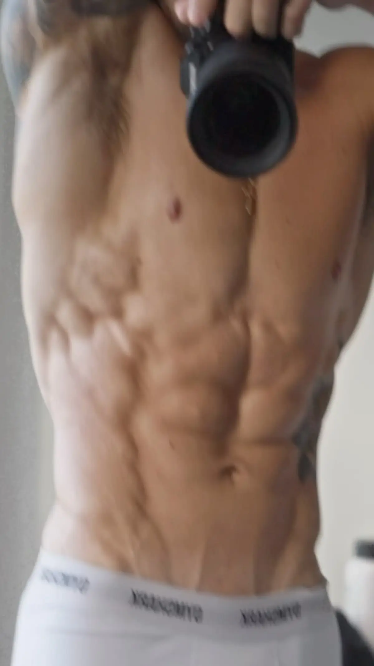 Fitness Influencer Jye Ford Sets Record Straight Over Photo Edit Rumors In Video Tonight.