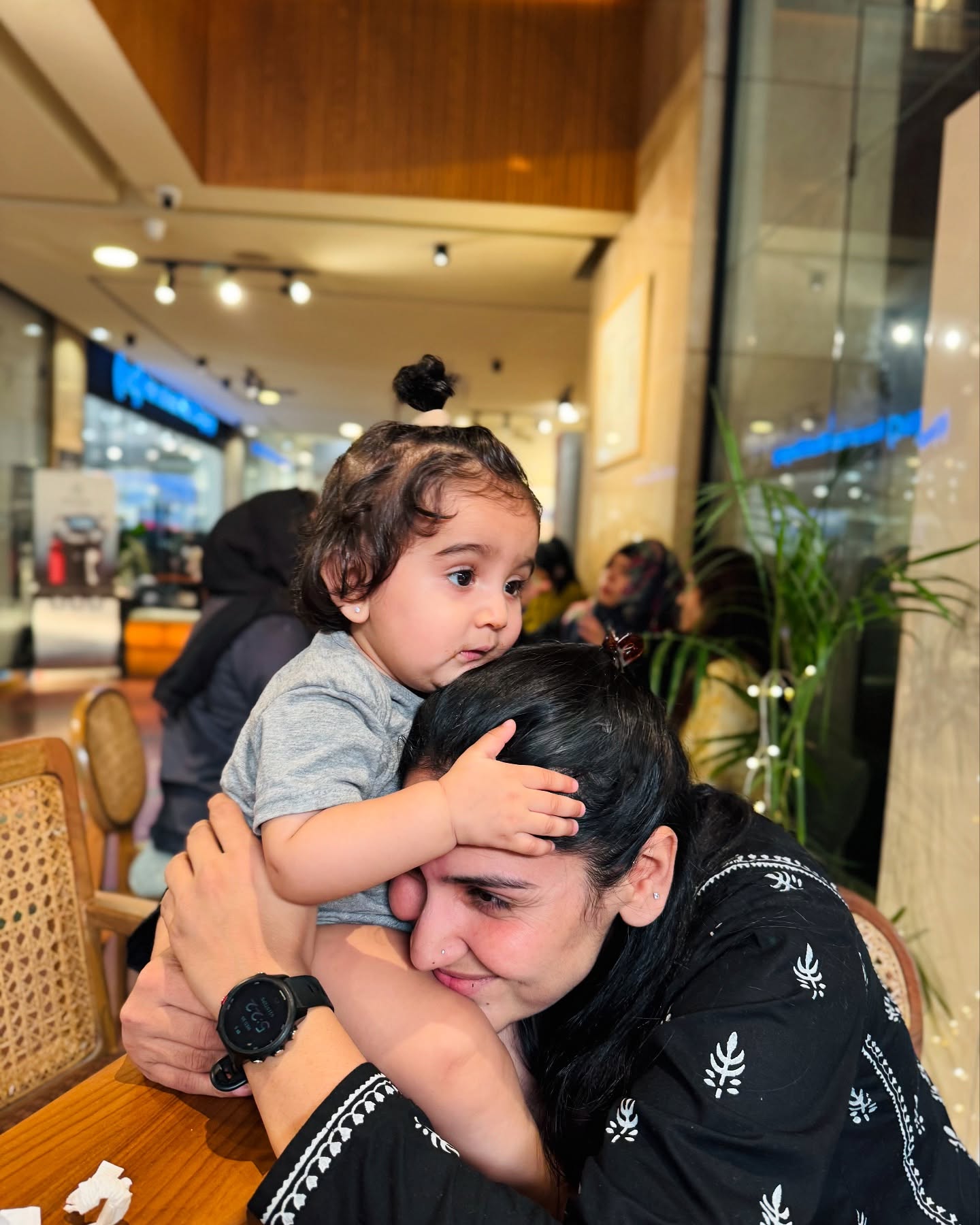 Kainat Imtiaz Celebrates Transformative Motherhood A journey of endless goodbyes and fresh hellos, marking strength and gentle rebirth for us.