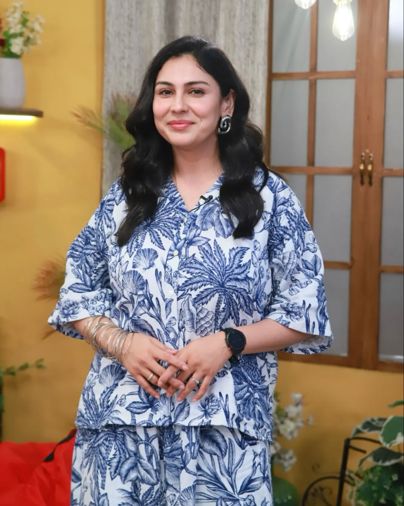 Kainat Imtiaz Shines With Bold Daily Vibe A celebrated personality enthralls viewers as she refines style and power daily. Wow! YAY!