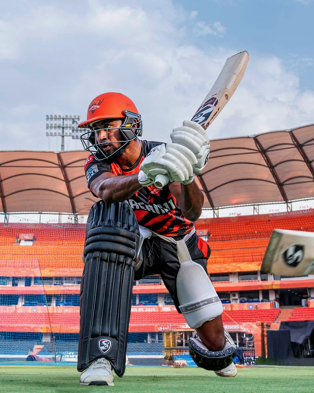 Kamindu Mendis’ Dramatic Sweep Captivates TATA IPL Fans