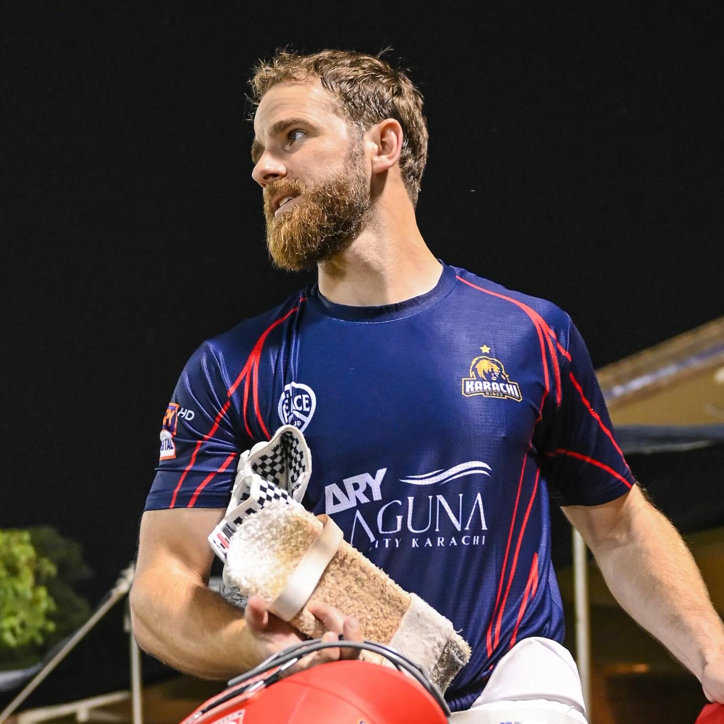 Karachi Kings Celebration Unites Global Cricket Fans