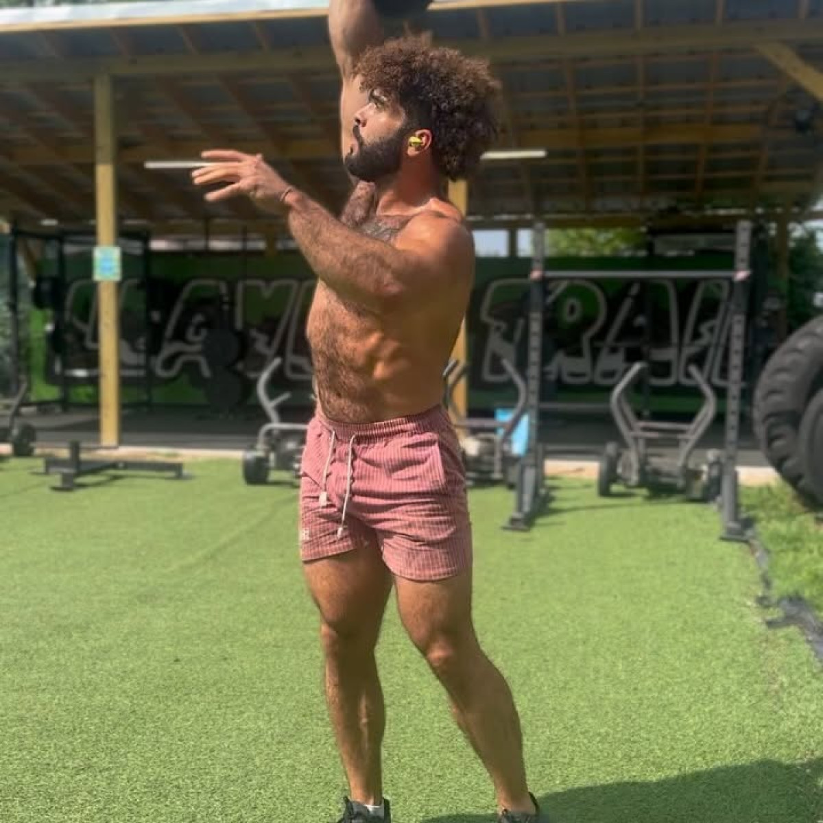 Kettlebell Mobility Flows Ignite Fitness Trends Jarrod Cardona energizes fitness with timed kettlebell flows, sparking a new workout trend.
