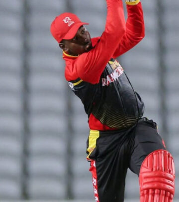 Dynamic Performance on the Pitch as Kevin Sinclair Showcases Brute Strength in CPL Action