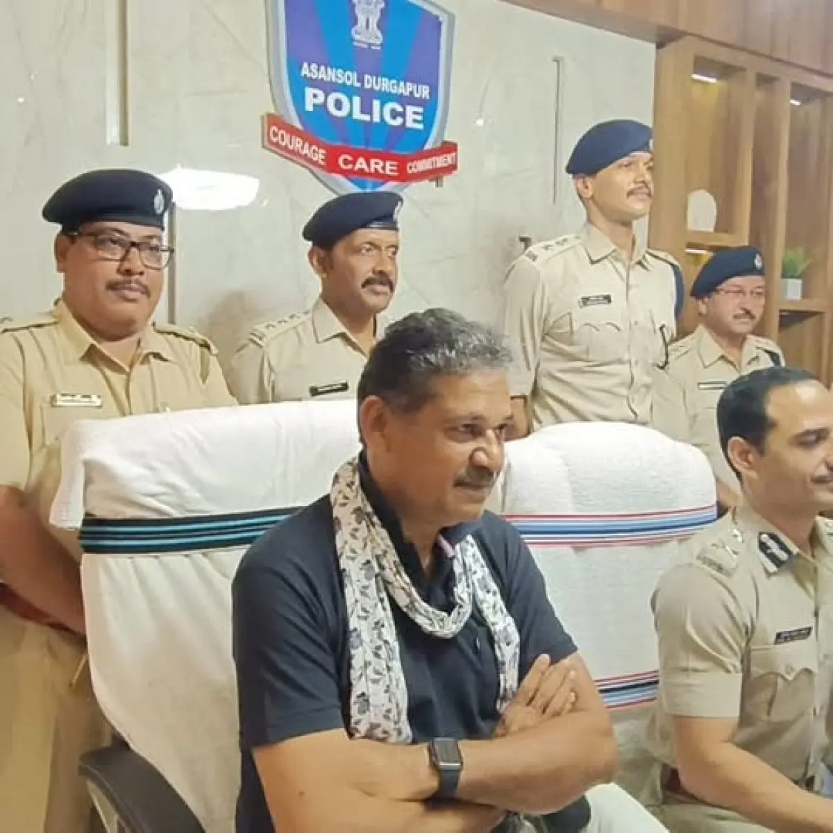 Kirti Azad Unveils CCTV Upgrade In Durgaipur Ensuring safety with state-of-the-art CCTV installations across Durgaipur's vital areas!!